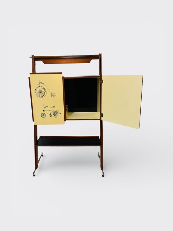 F 454 YO Italian bar cabinet 1960’s