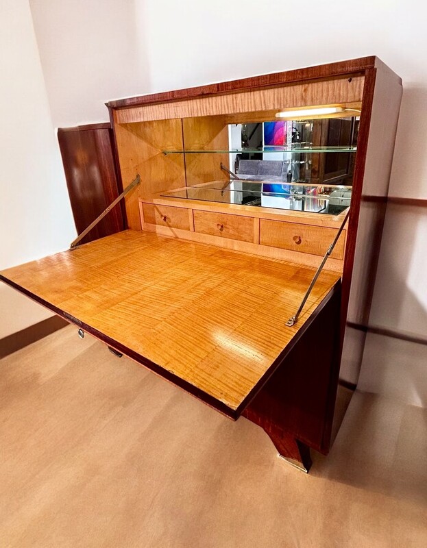 F 458 AS Bar furniture Art Deco, walnut and sycamore, ca 1935 