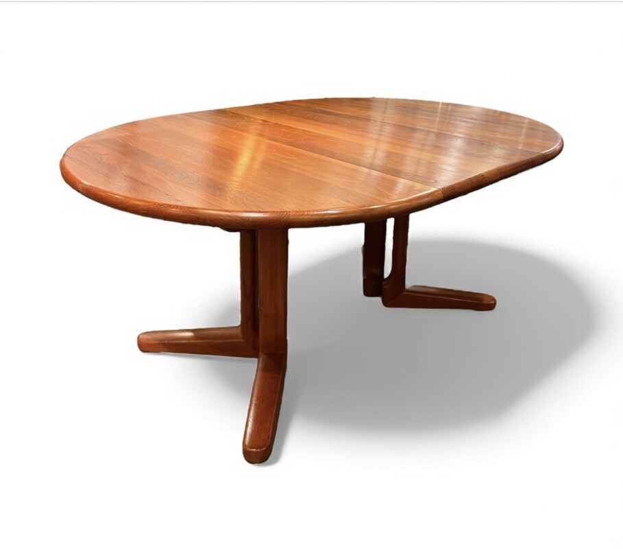 F 458 AS Scandinavian round/ovale extendable teak dining table, 1970´s