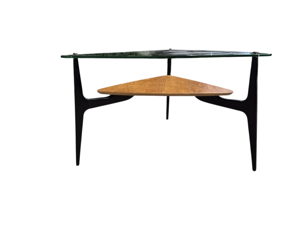 F 460 AG rare triangular coffee table by Alfred Hendrickx for belform 