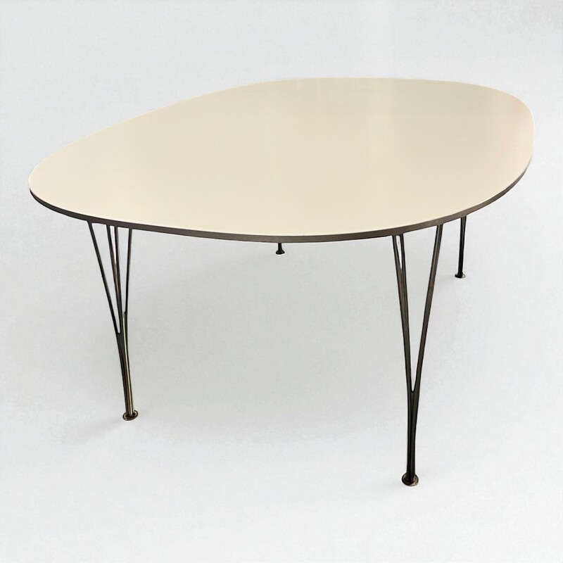 F 461 RP SUPERELLIPSE DINING TABLE 