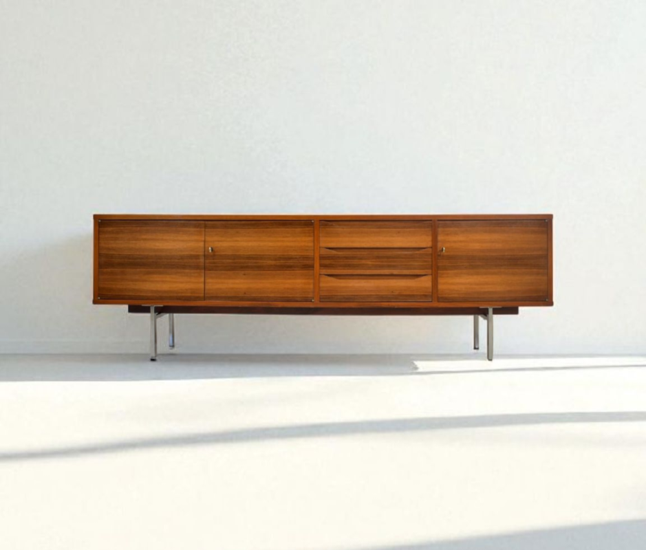 F 468 JC Rosewood scandinavian sodeboard 1970