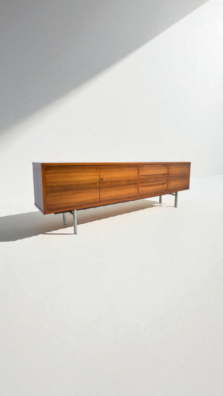 F 468 JC Rosewood scandinavian sodeboard 1970