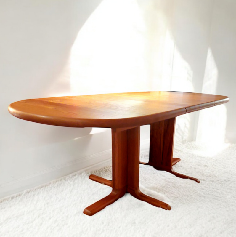 F 470 JC Solid teak adjustable dining table by Golstrup, 1970s 