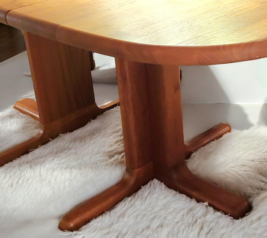 F 470 JC Solid teak adjustable dining table by Golstrup, 1970s 