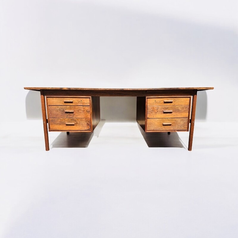 F 471 AG Rosewood double face Desk by Arne Vodder