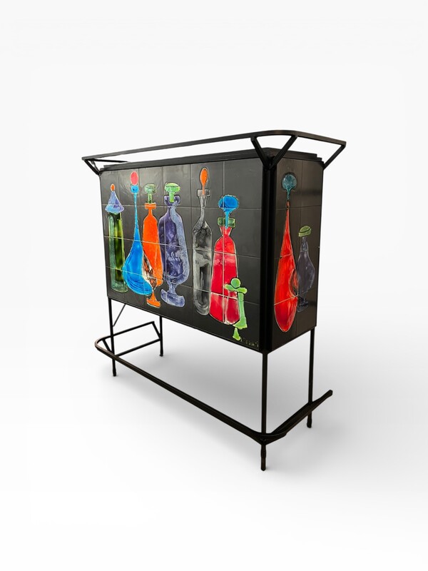 F 473 AS mid century bar with ceramic decor signed J. Belarti  