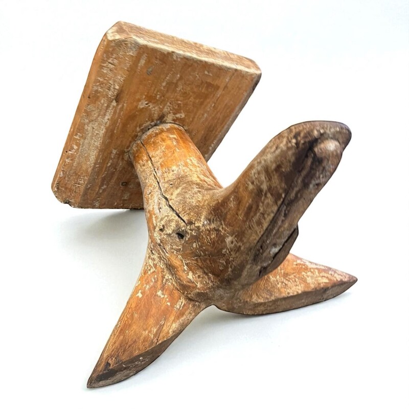 F 473 DAN rustic plant holder / stool 