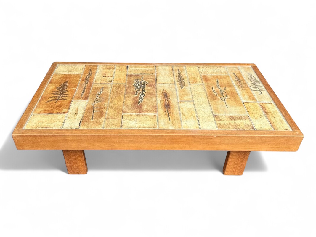 F 474 APO ceramic tiles Capron coffee table with oak frame 