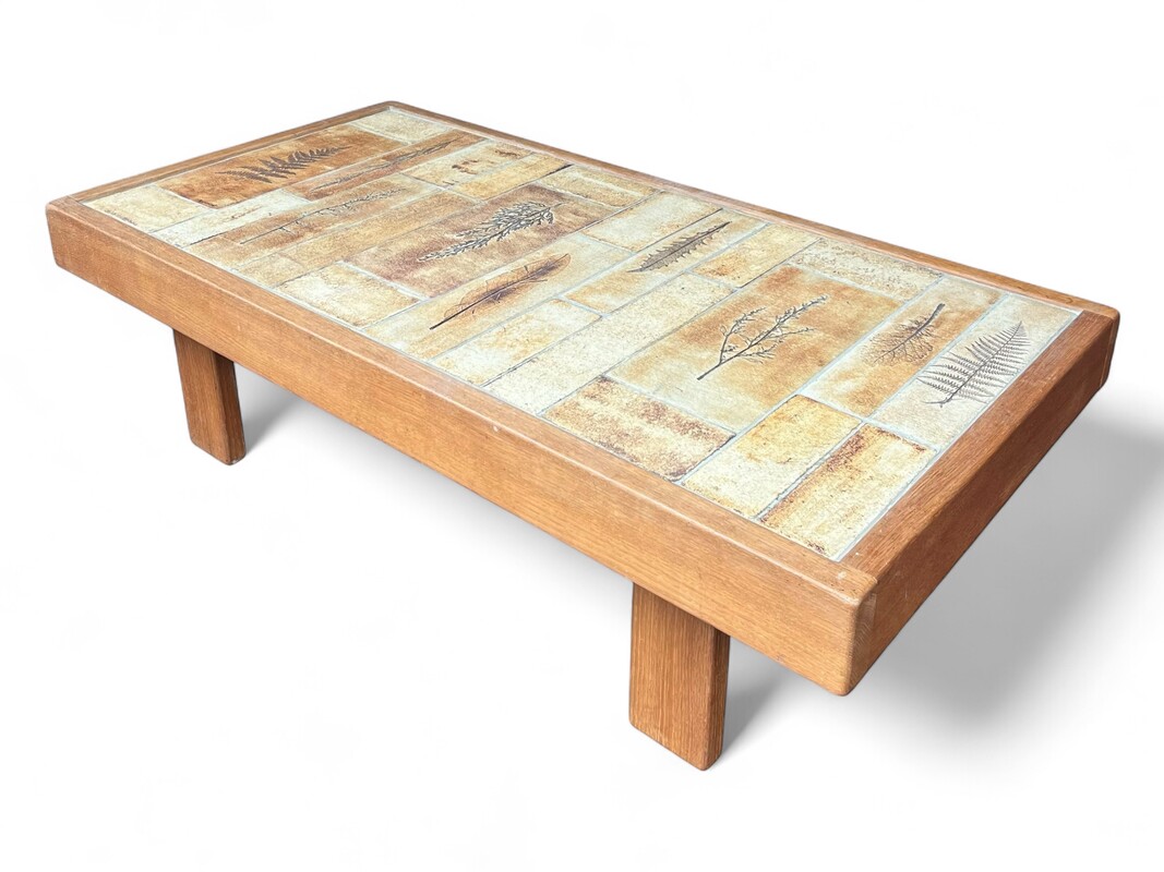 F 474 APO ceramic tiles Capron coffee table with oak frame 