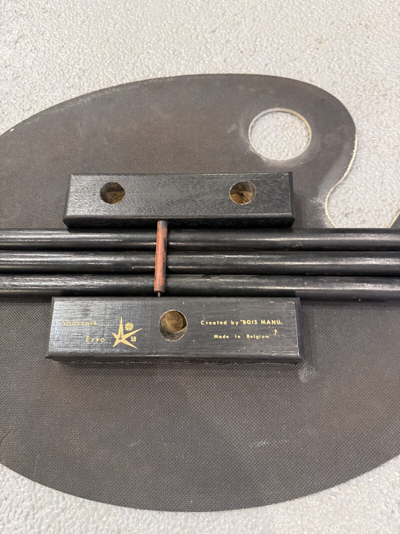 F 475 AG side table by Lucien De Roeck for Expo 58 Bois manu