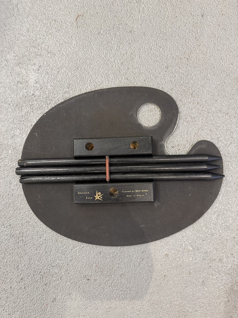 F 475 AG side table by Lucien De Roeck for Expo 58 Bois manu