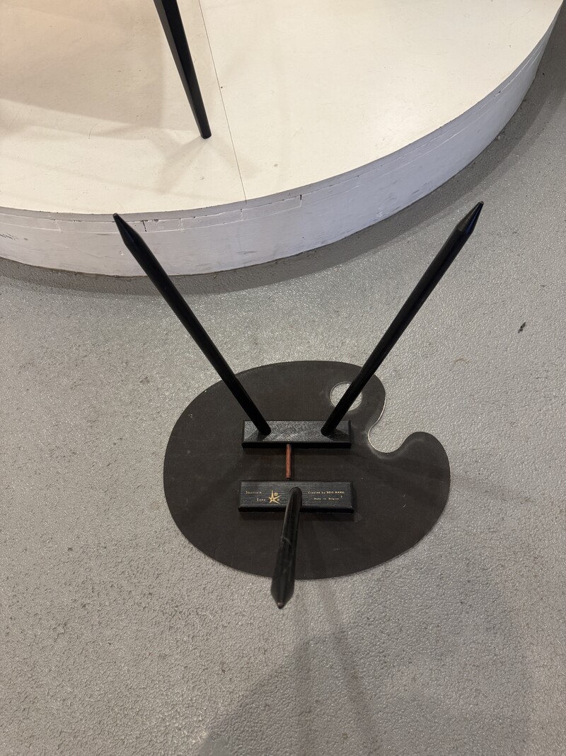 F 475 AG side table by Lucien De Roeck for Expo 58 Bois manu