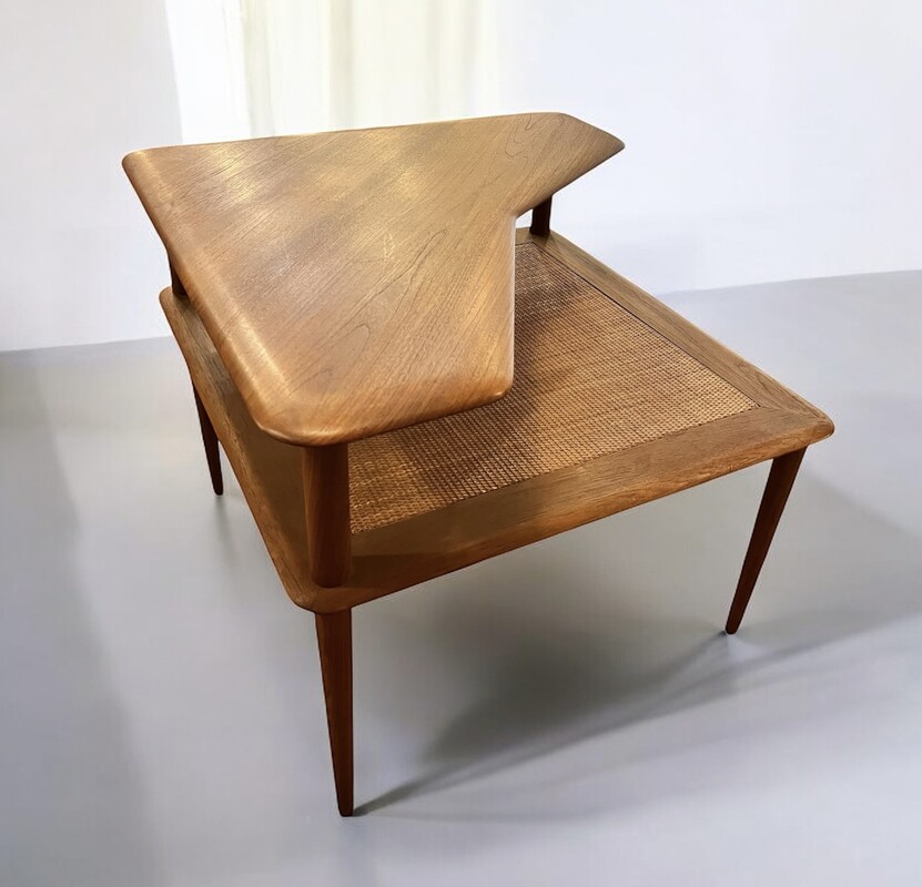 F 475 MH midcentury coffee table 