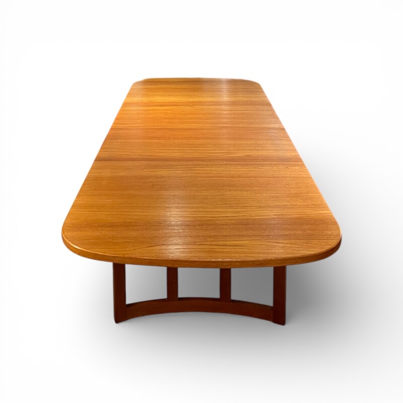 F 479 CK dining table 