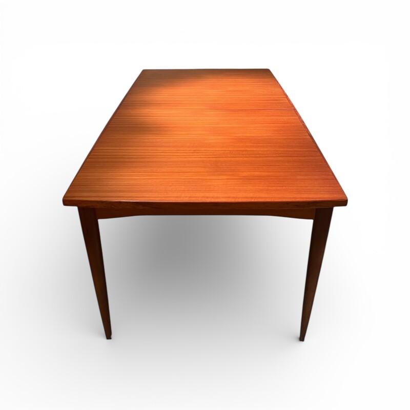 F 480 CW vintage extendable teak dining table, 1960’s