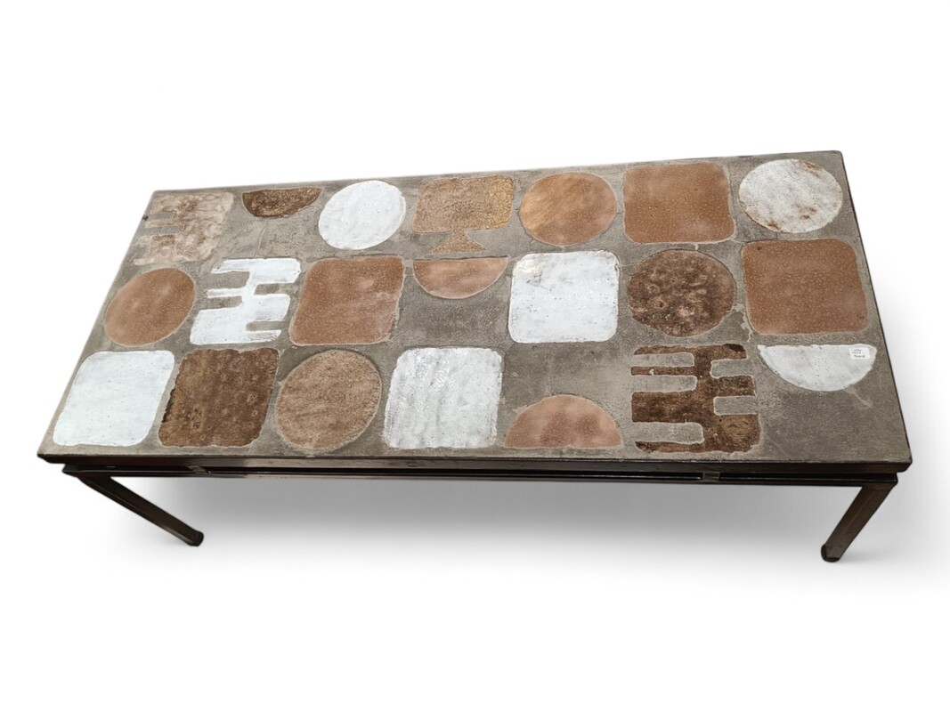 F 484 YO Rogier Vandeweghe coffee table 
