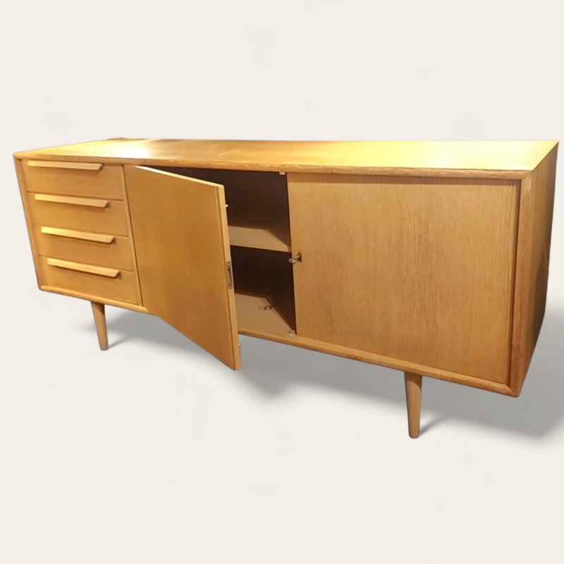 F 486 JC WK oak sideboard, 1960s