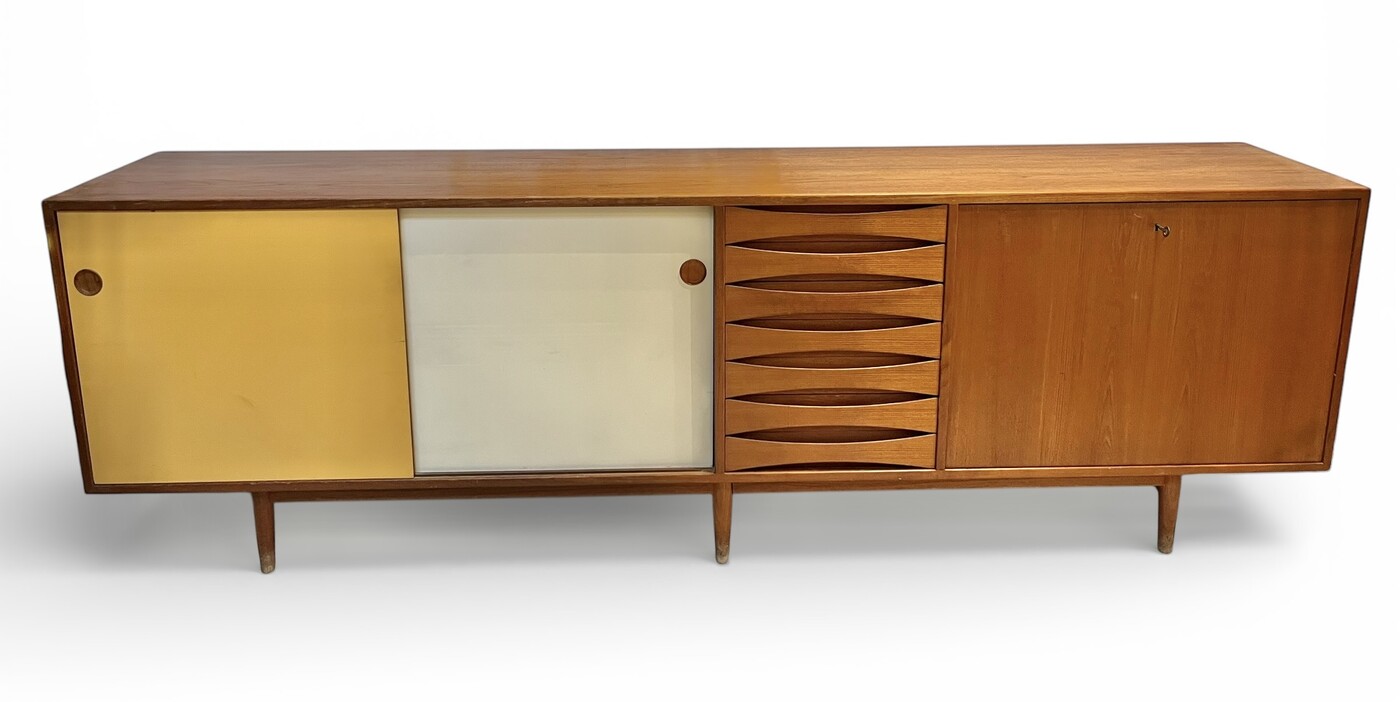 F 489 SC large sideboard by Arne Vodder, model 29A, 1957