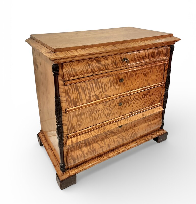 F 491 AS Biedermeir chest of drawers, circa 1840