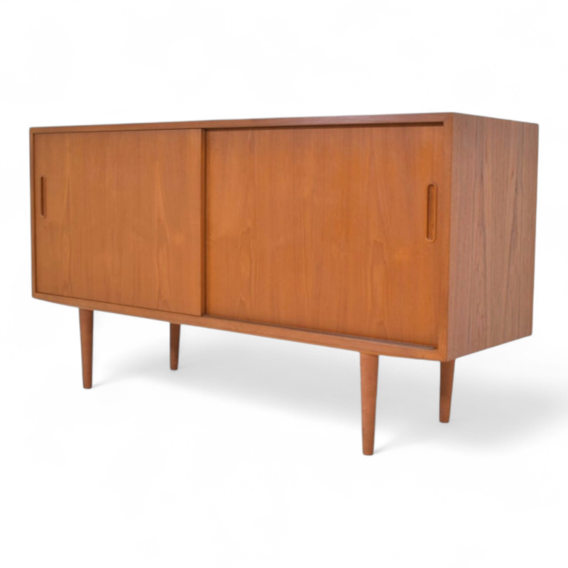 F 492 JC Sliding doors teak sideboard by Poul Hundevad, Denmark 1960s