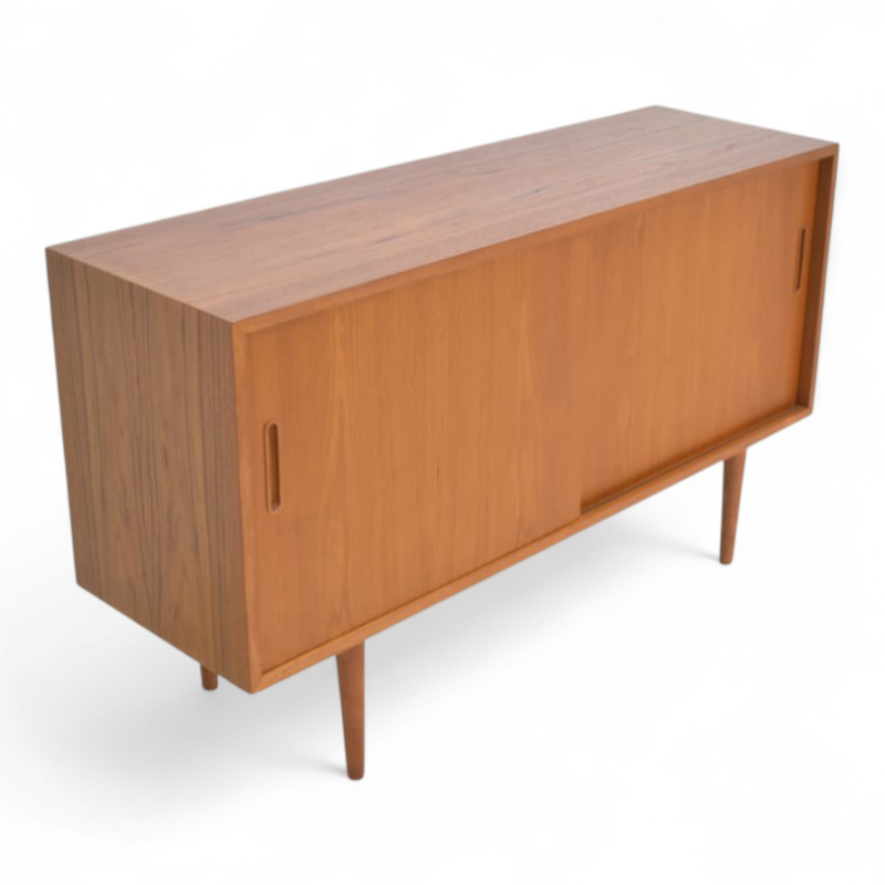 F 492 JC Sliding doors teak sideboard by Poul Hundevad, Denmark 1960s