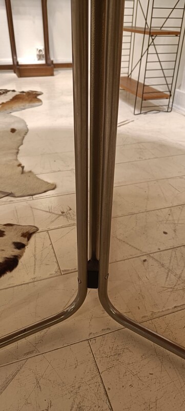 F 492 YO dining table laminate 1970