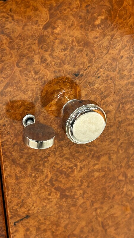 F 500 AS Art Deco sideboard in mahogany and amboyna burl, restored, stamp. « Krieger Paris »