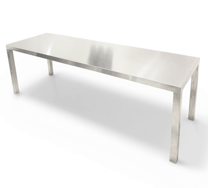 F 503 APO/AV aluminium dining table att to Maarten Van Severen
