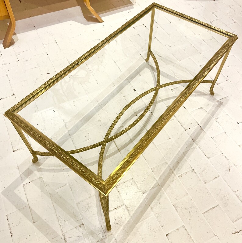 F 507 RD brass and glass coffee table by Maison Baguès
