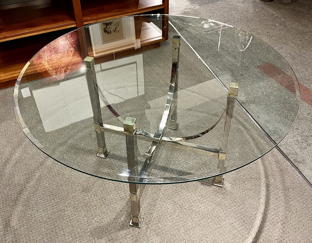 F 521 AS Hollywood Regency round dining table, 1970’s