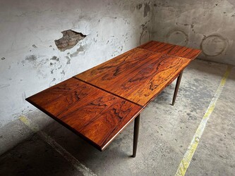 F 589 JD/RC extendable rosewood dining table, 1960’s