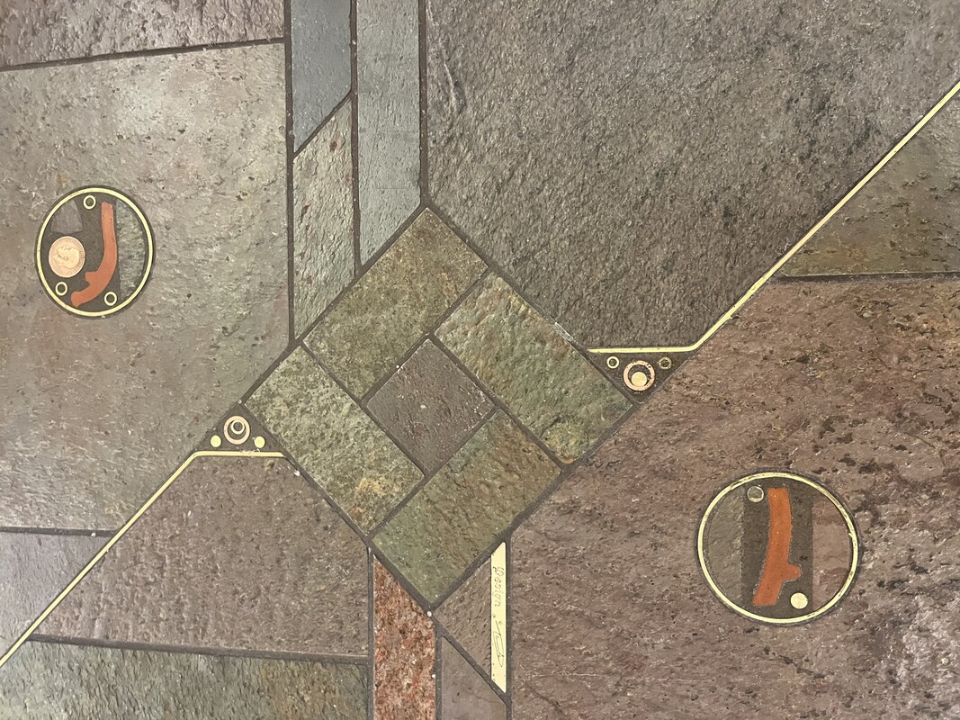 F 600 A/I Height adjustable Kingma Brutalist coffee table, 1980’s