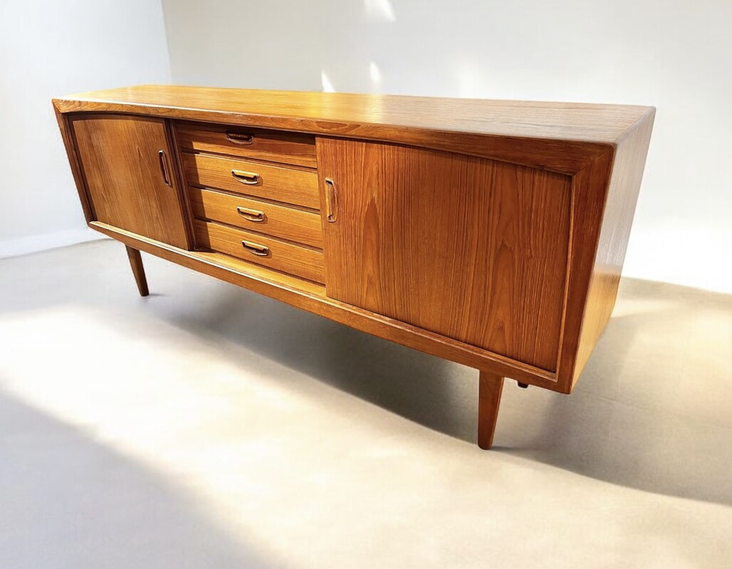 F 712 AG Teak scandinavian sideboard by HP Hansen, 1970s