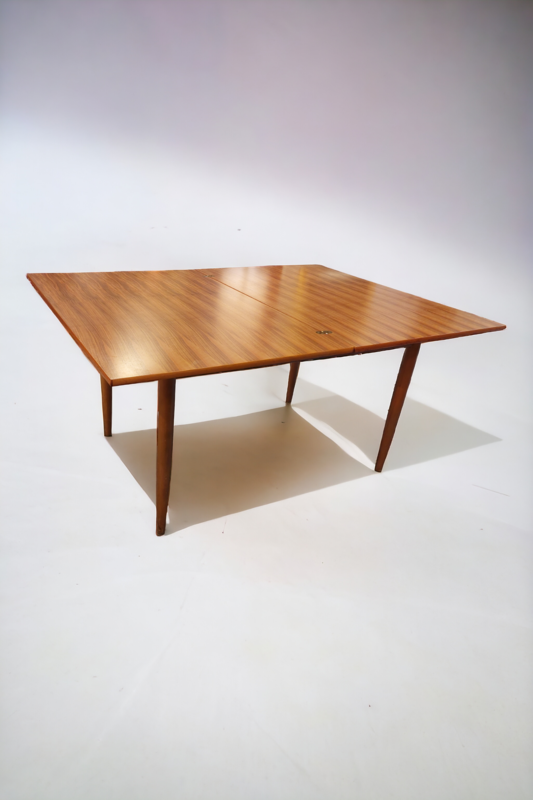 F 713 JC Adjustable dining table rosewood 1960s
