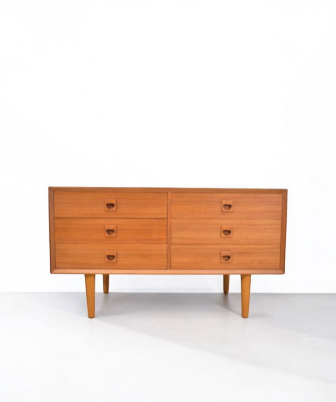 F 718 JC Teak vintage Scandinavian chestofdrawer 1960s 