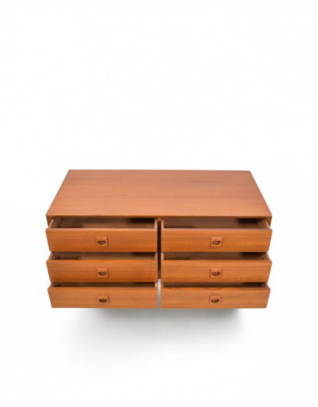 F 718 JC Teak vintage Scandinavian chestofdrawer 1960s 