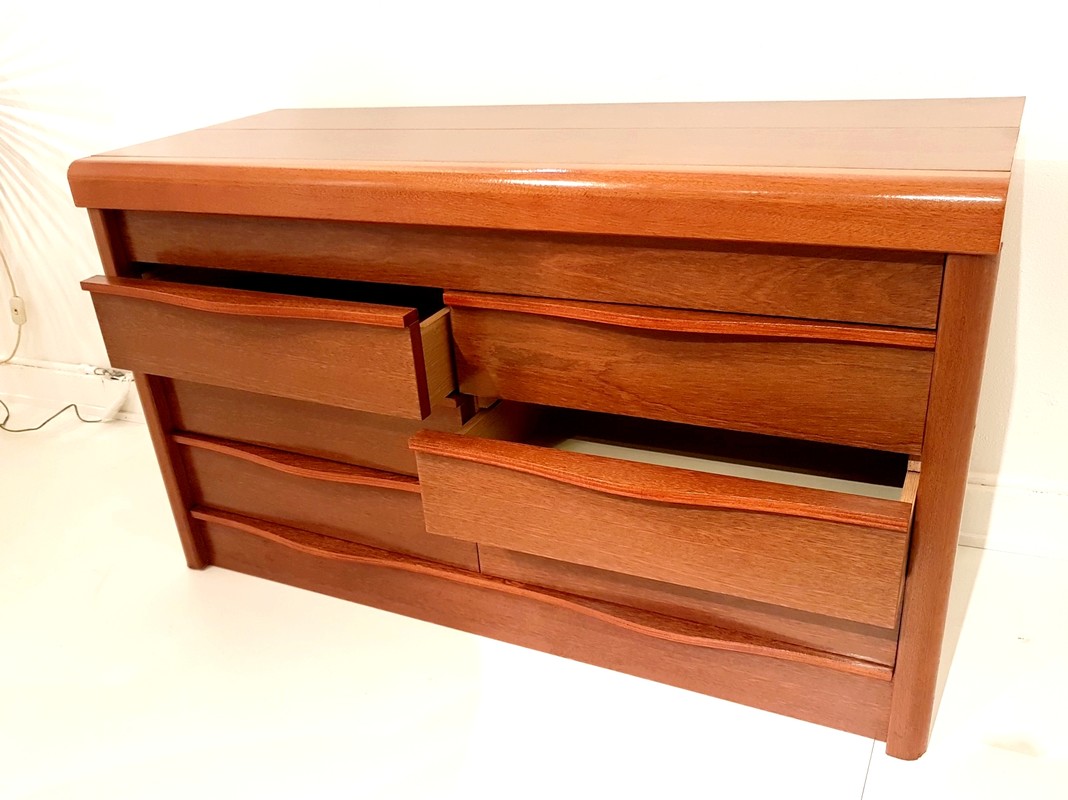 F 771 AV Teak chest of drawers Italy 1970s