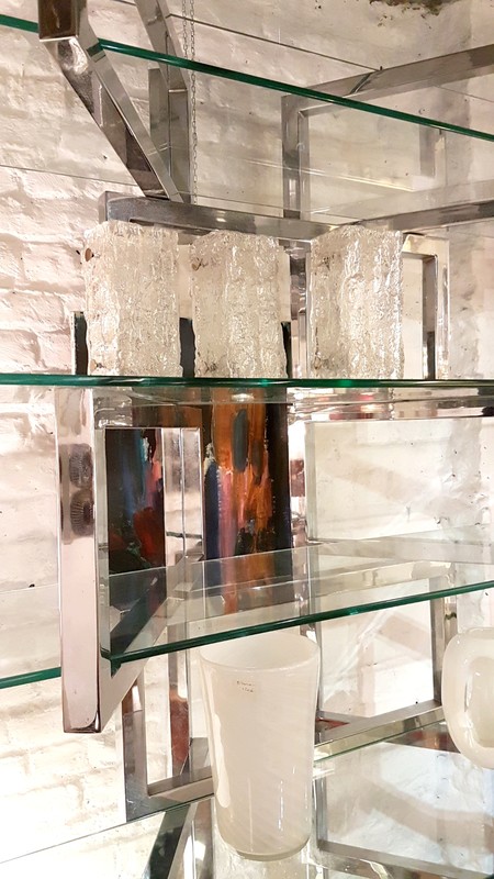 F 811 JC Large chrome and glass  shelveing display 1970s