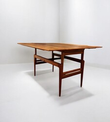 F 861 AG Height adjustable teak coffee table - dining table, model « elevator » by Kai Kristansen