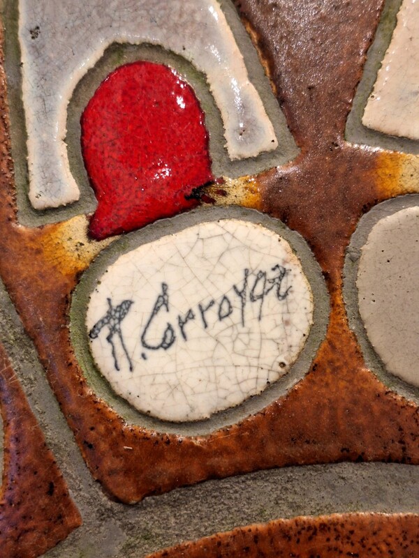 F 887 APO round ceramic coffee table signed Raymond Corroyez