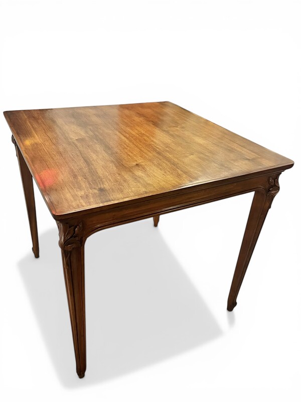 F 897 MH Art nouveau table 