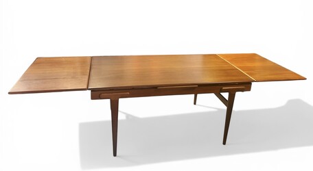 F 902 APO extendable dining table by Ejvind A. Johansson Vintage 1960