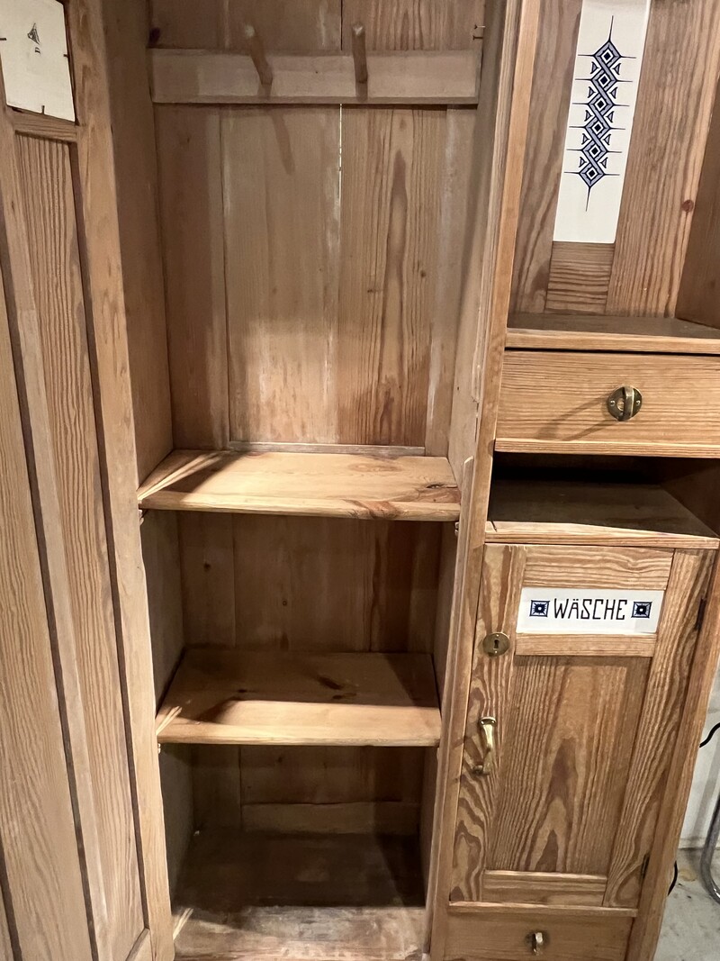 F 907 DAN Pitch-pine cabinet with ceramic tiles 