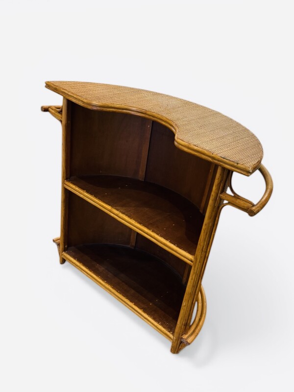 F 920 AG rattan Bar circa 1970