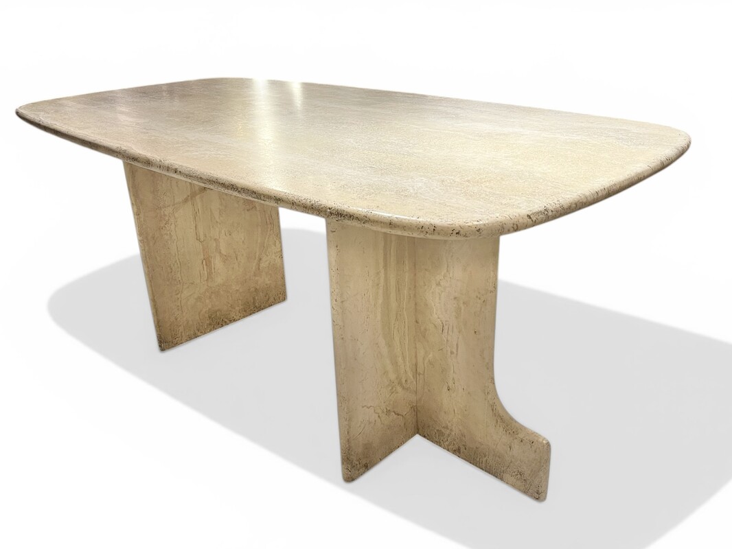 F 923 RD travertine dining table, 1970’s