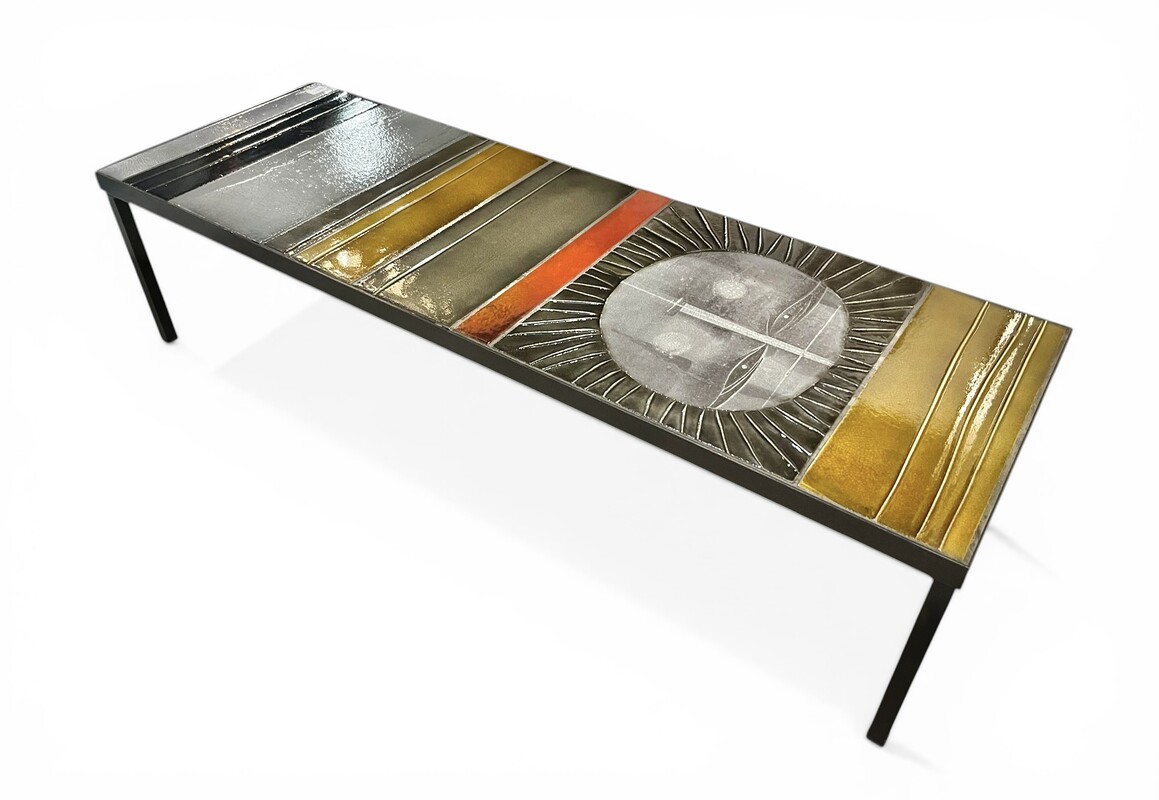 F 928 MH ceramic coffee table signed Roger Capron