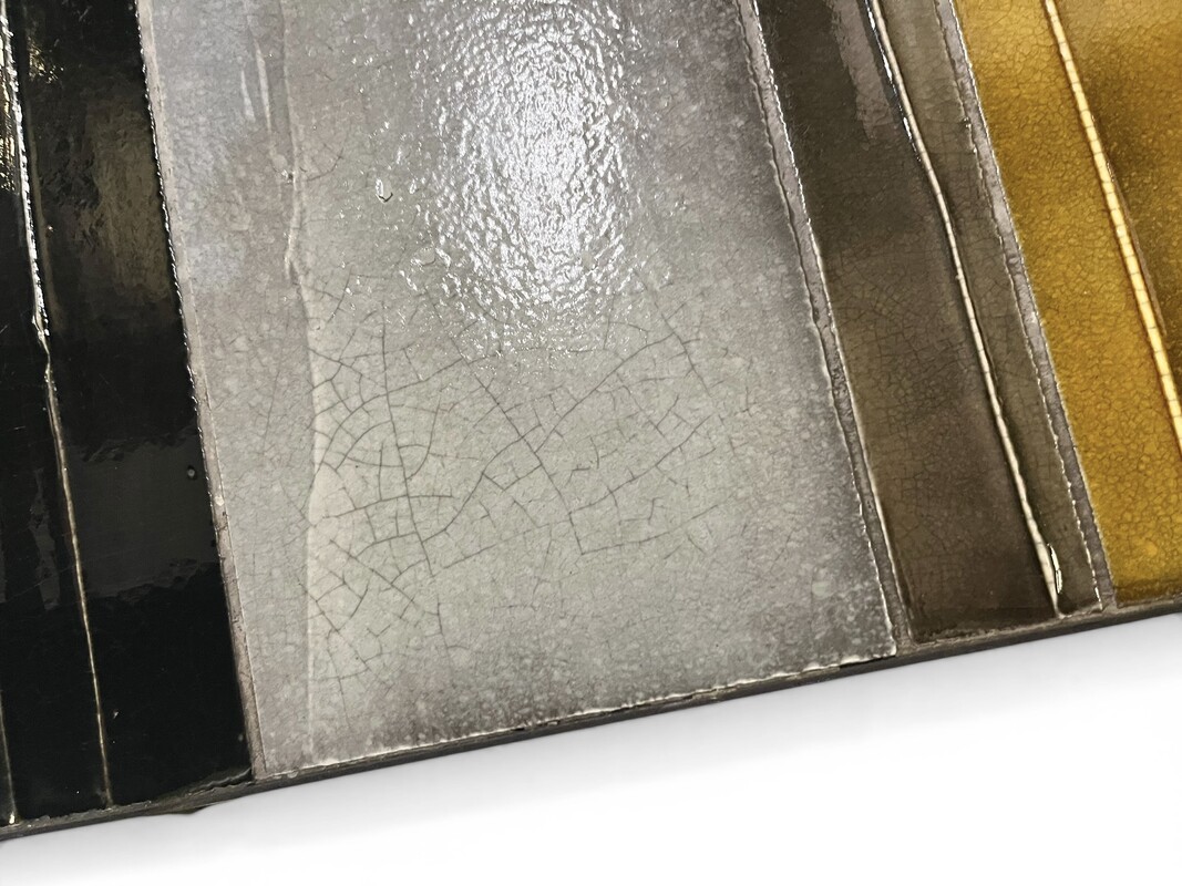 F 928 MH ceramic coffee table signed Roger Capron