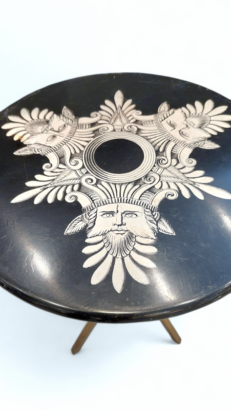 F 940 JC Lacquered wood and gilded brass side table by Fornasetti 1960s