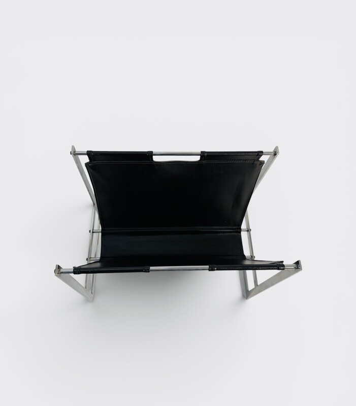 F 966 AG magazine rack chrome and leather 1980’s